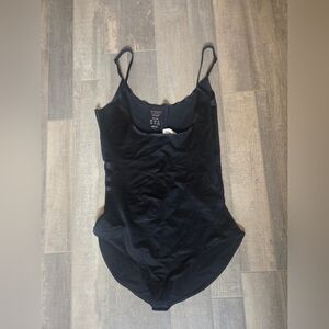 SPANX Assets Red Hot Label Luxe & Lean Firm Control Bodysuit Black Size 1x